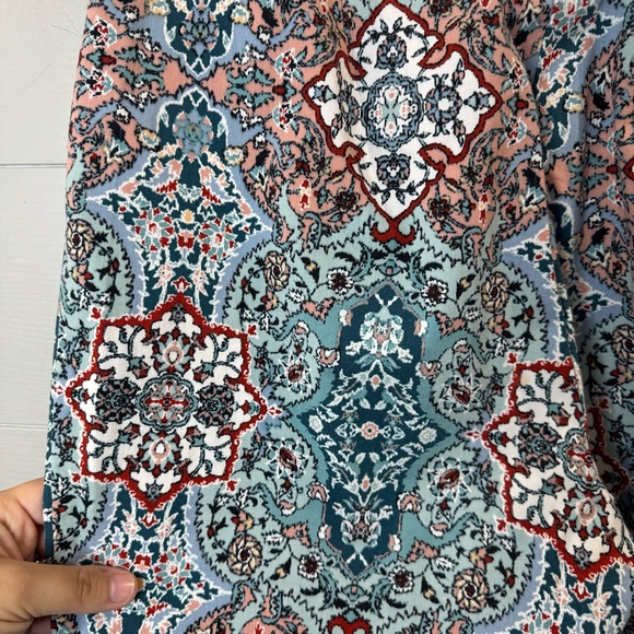 Chico’s Women’s Medallion Print So Slimming Pull On Pants Size 8 - Picture 7 of 7